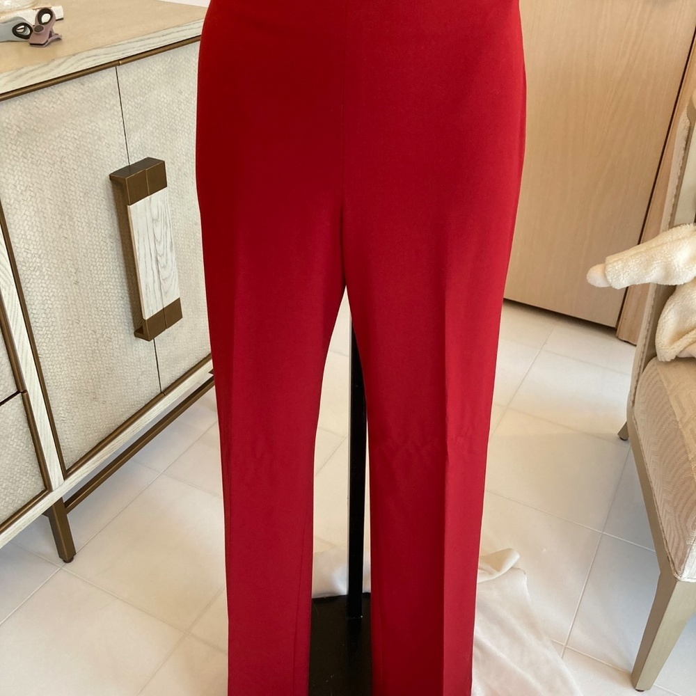 𝅺Straight leg slacks